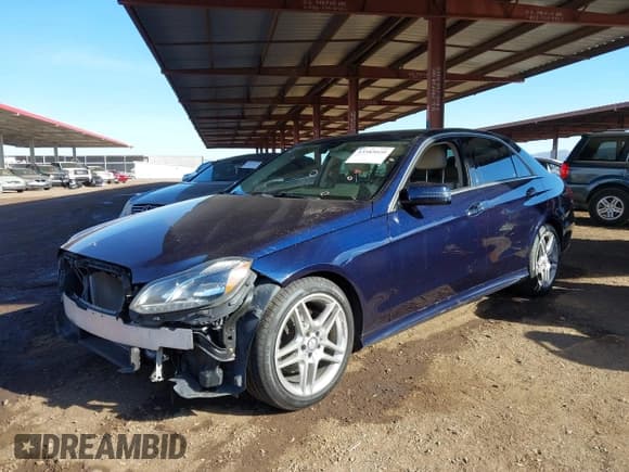 ✅ 2015 Mercedes-Benz E 350 Sport • VIN: WDDHF8JB8FB105842 • Лот: 43585020. Опубликован ранее на IAAI с пробегом 117 200 миль. Бесплатный доступ к архиву аукционных продаж из США и подробный отчёт об истории автомобиля на DreamBid. Изображение 18.