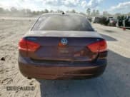 ✅ 2013 Volkswagen Passat SE • VIN: 1VWBP7A39DC115428 • Lot: 92806525. Wystawiony na Copart z przebiegiem 144 525 mil. Bezpłatny archiwum sprzedaży aukcyjnych z USA i szczegółowy raport historii pojazdu na DreamBid. Zdjęcie 6.