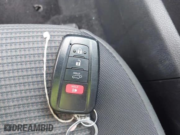 ✅ 2022 Toyota Highlander LE • VIN: 5TDBZRBH9NS257992 • Лот: 42649624. Опубликован ранее на IAAI с пробегом 42 681 миль. Бесплатный доступ к архиву аукционных продаж из США и подробный отчёт об истории автомобиля на DreamBid. Изображение 11.