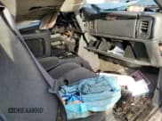 ✅ 2005 Chevrolet Silverado 2500HD LT • VIN: 1GCHK29U15E109334 • Lot: 42388125. Listed on Copart with Not provided. Free auction sales archive from the USA and detailed vehicle history report at DreamBid. Image 8.