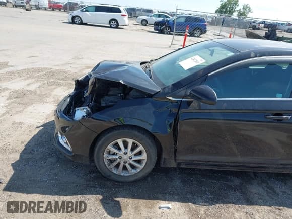 ✅ 2022 Hyundai Accent SE • VIN: 3KPC24A60NE179821 • Лот: 42812011. Опубликован ранее на IAAI с пробегом 29 654 миль. Бесплатный доступ к архиву аукционных продаж из США и подробный отчёт об истории автомобиля на DreamBid. Изображение 17.