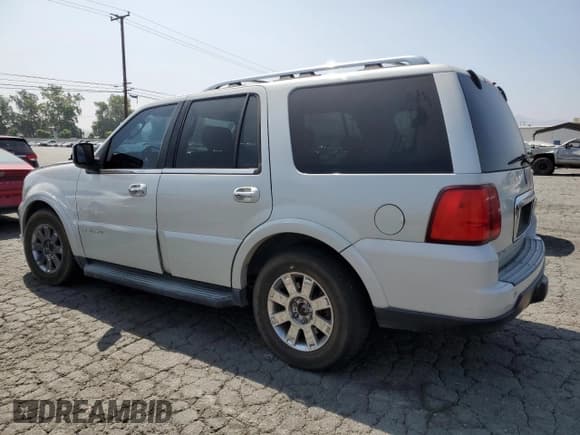 ✅ 2006 Lincoln Navigator Luxury • VIN: 5LMFU27576LJ28988 • Lot: 62513065. Listed on Copart with 165,560 mi. Free auction sales archive from the USA and detailed vehicle history report at DreamBid. Image 2.