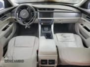 ✅ 2017 Jaguar XF 35t Premium • VIN: SAJBD4BV2HCY34618 • Lot: 56974315. Wystawiony na Copart z przebiegiem Nie podano. Bezpłatny archiwum sprzedaży aukcyjnych z USA i szczegółowy raport historii pojazdu na DreamBid. Zdjęcie 8.