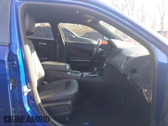 2020 Dodge Charger SXT с VIN 2C3CDXBG6LH144127, выставлен на аукционе IAAI как лот 40927988 с пробегом Не указан миль и . История ставок и продаж доступна на DreamBid. Изображение 5.