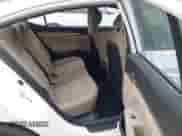 2019 Hyundai Elantra SE с VIN 5NPD74LF4KH472986, выставлен на аукционе IAAI как лот 43225595 с пробегом 151 755 миль миль и . История ставок и продаж доступна на DreamBid. Изображение 8.