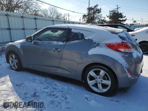 ✅ 2014 Hyundai Veloster • VIN: KMHTC6ADXEU215017 • Lot: 46307205. Wystawiony na Copart z przebiegiem 143 912 mil. Bezpłatny archiwum sprzedaży aukcyjnych z USA i szczegółowy raport historii pojazdu na DreamBid. Zdjęcie 2.
