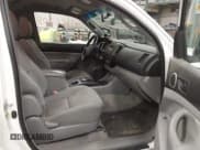 ✅ 2011 Toyota Tacoma • VIN: 5TFPX4EN3BX006133 • Lot: 43866208. Listed on IAAI with 371,193 mi. Free auction sales archive from the USA and detailed vehicle history report at DreamBid. Image 5.