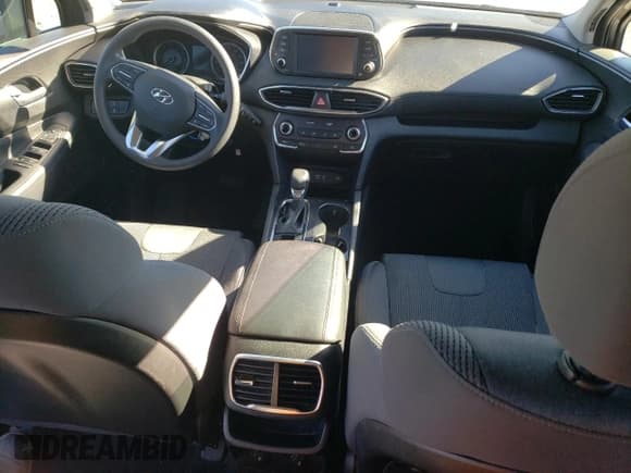 ✅ 2019 Hyundai Santa Fe SE • VIN: 5NMS2CAD0KH120793 • Lot: 51002314. Wystawiony na Copart z przebiegiem 37 126 mil. Bezpłatny archiwum sprzedaży aukcyjnych z USA i szczegółowy raport historii pojazdu na DreamBid. Zdjęcie 8.