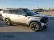 2025 Hyundai Santa Fe SEL с VIN 5NMP24G18SH025553, выставлен на аукционе Copart как лот 41698265 с пробегом 241 миль миль и На запчасти • Non repairable. История ставок и продаж доступна на DreamBid. Изображение 4.