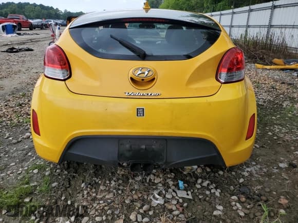 ✅ 2016 Hyundai Veloster • VIN: KMHTC6ADXGU276936 • Lot: 65807204. Wystawiony na Copart z przebiegiem 172 253 mil. Bezpłatny archiwum sprzedaży aukcyjnych z USA i szczegółowy raport historii pojazdu na DreamBid. Zdjęcie 6.
