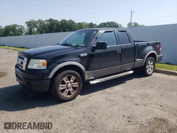 ✅ 2006 Ford F-150 XLT • VIN: 1FTPX04566KC83825 • Лот: 61541365. Опубликован ранее на Copart с пробегом 141 597 миль. Бесплатный доступ к архиву аукционных продаж из США и подробный отчёт об истории автомобиля на DreamBid. Изображение 1.
