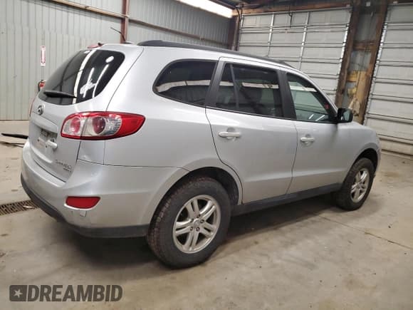 ✅ 2010 Hyundai Santa Fe GLS • VIN: 5NMSGDABXAH338163 • Lot: 69067884. Listed on Copart with 202,276 mi. Free auction sales archive from the USA and detailed vehicle history report at DreamBid. Image 3.