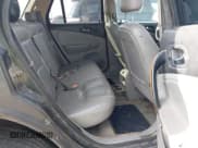 ✅ 2006 Saturn VUE • VIN: 5GZCZ53486S807330 • Lot: 41691578. Wystawiony na IAAI z przebiegiem 203 310 mil. Bezpłatny archiwum sprzedaży aukcyjnych z USA i szczegółowy raport historii pojazdu na DreamBid. Zdjęcie 8.