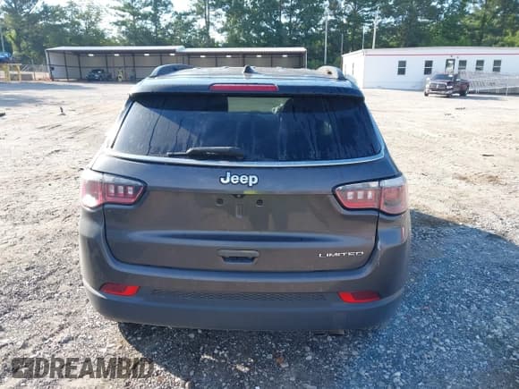 ✅ 2020 Jeep Compass Limited • VIN: 3C4NJCCB1LT140664 • Lot: 42975005. Listed on IAAI with 96,399 mi. Free auction sales archive from the USA and detailed vehicle history report at DreamBid. Image 16.