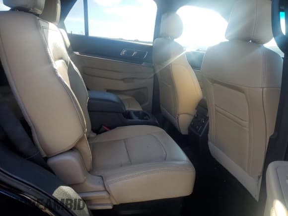 ✅ 2016 Ford Explorer Limited • VIN: 1FM5K8F84GGC79641 • Лот: 93543785. Опубликован ранее на Copart с пробегом Не указан. Бесплатный доступ к архиву аукционных продаж из США и подробный отчёт об истории автомобиля на DreamBid. Изображение 11.