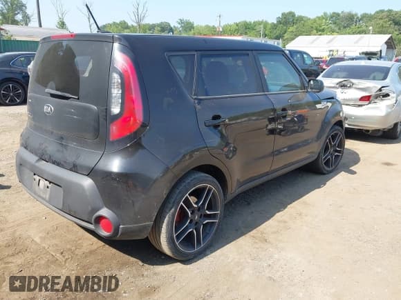 ✅ 2016 Kia Soul • VIN: KNDJN2A25G7373568 • Lot: 42819506. Listed on IAAI with 135,249 mi. Free auction sales archive from the USA and detailed vehicle history report at DreamBid. Image 4.