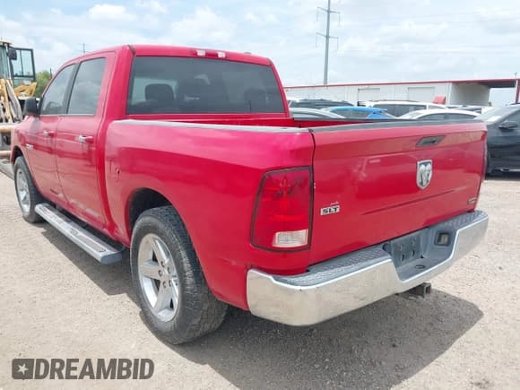 ✅ 2009 Dodge 1500 SLT • VIN: 1D3HB13P79J520898 • Lot: 42531054. Wystawiony na IAAI z przebiegiem 203 127 mil. Bezpłatny archiwum sprzedaży aukcyjnych z USA i szczegółowy raport historii pojazdu na DreamBid. Zdjęcie 3.