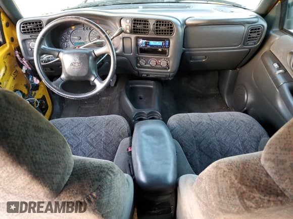 ✅ 2002 Chevrolet S-10 LS • VIN: 1GCDT13WX2K241425 • Лот: 76475524. Опубликован ранее на Copart с пробегом 192 216 миль. Бесплатный доступ к архиву аукционных продаж из США и подробный отчёт об истории автомобиля на DreamBid. Изображение 8.