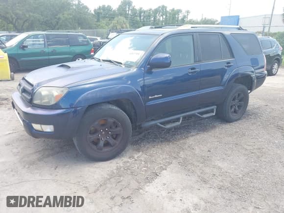 ✅ 2004 Toyota 4Runner SR5 • VIN: JTEZU14R848015200 • Lot: 42637551. Listed on IAAI with 116,796 mi. Free auction sales archive from the USA and detailed vehicle history report at DreamBid. Image 2.