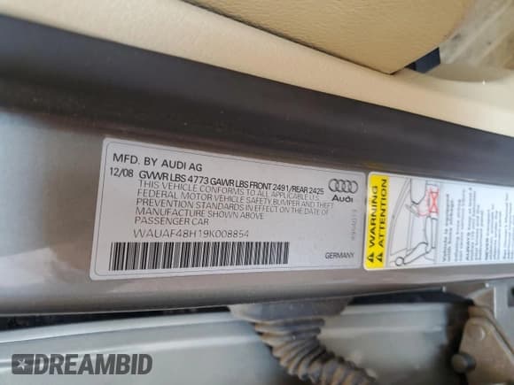 ✅ 2009 Audi A4 Special Edition • VIN: WAUAF48H19K008854 • Lot: 60452675. Wystawiony na Copart z przebiegiem 81 389 mil. Bezpłatny archiwum sprzedaży aukcyjnych z USA i szczegółowy raport historii pojazdu na DreamBid. Zdjęcie 12.