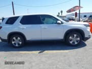 ✅ 2024 Honda Pilot EX-L • VIN: 5FNYG2H49RB012602 • Lot: 43236382. Wystawiony na IAAI z przebiegiem 28 172 mil. Bezpłatny archiwum sprzedaży aukcyjnych z USA i szczegółowy raport historii pojazdu na DreamBid. Zdjęcie 13.