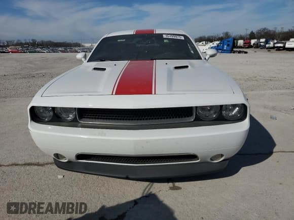 ✅ 2013 Dodge Challenger Rallye Redline • VIN: 2C3CDYAG6DH553947 • Lot: 46499975. Wystawiony na Copart z przebiegiem 95 138 mil. Bezpłatny archiwum sprzedaży aukcyjnych z USA i szczegółowy raport historii pojazdu na DreamBid. Zdjęcie 5.