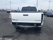 ✅ 2009 Toyota Tacoma • VIN: 3TMMU52N79M014709 • Lot: 42580928. Wystawiony na IAAI z przebiegiem 139 101 mil. Bezpłatny archiwum sprzedaży aukcyjnych z USA i szczegółowy raport historii pojazdu na DreamBid. Zdjęcie 17.