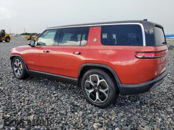 ✅ 2023 Rivian R1S Adventure • VIN: 7PDSGABA5PN028477 • Lot: 68270115. Listed on Copart with Not provided. Free auction sales archive from the USA and detailed vehicle history report at DreamBid. Image 2.