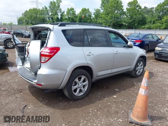 ✅ 2012 Toyota RAV4 Limited • VIN: 2T3DK4DV0CW090775 • Лот: 42707300. Опубликован ранее на IAAI с пробегом 161 350 миль. Бесплатный доступ к архиву аукционных продаж из США и подробный отчёт об истории автомобиля на DreamBid. Изображение 4.