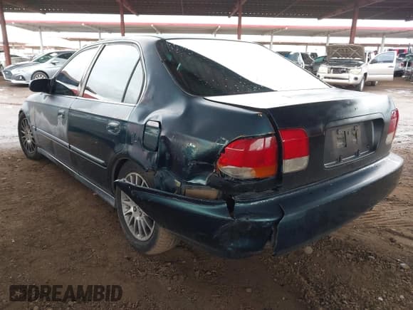 ✅ 1998 Honda Civic EX • VIN: 2HGEJ8548WH591052 • Lot: 43714933. Listed on IAAI with 195,077 mi. Free auction sales archive from the USA and detailed vehicle history report at DreamBid. Image 3.