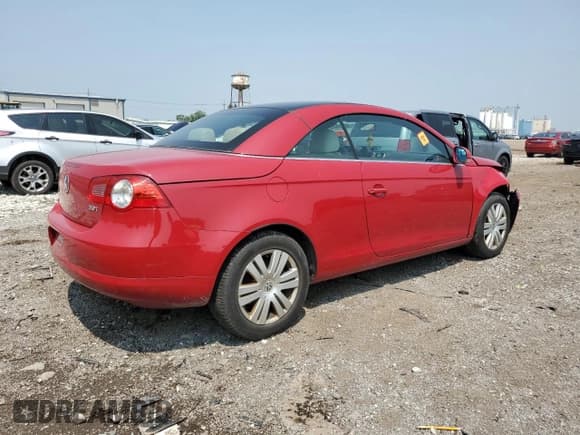 ✅ 2008 Volkswagen Eos Turbo • VIN: WVWBA71F38V016614 • Lot: 60910435. Listed on Copart with 83,882 mi. Free auction sales archive from the USA and detailed vehicle history report at DreamBid. Image 3.