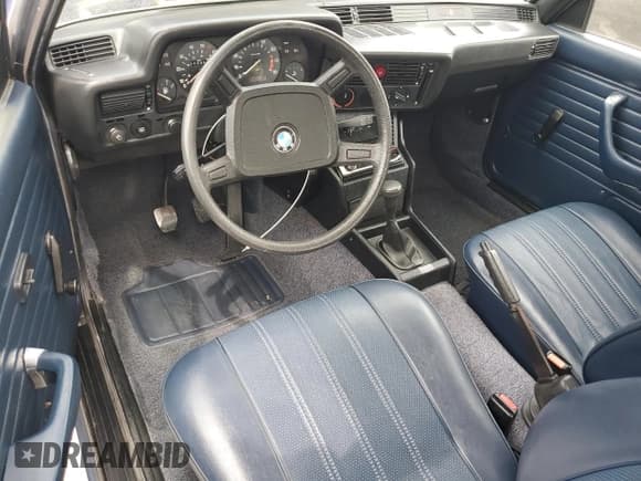 ✅ 1981 BMW 3 Series • VIN: WBAAG3304B8023747 • Лот: 48570535. Опубликован ранее на Copart с пробегом 49 461 миль. Бесплатный доступ к архиву аукционных продаж из США и подробный отчёт об истории автомобиля на DreamBid. Изображение 8.