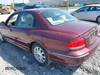 2003 Hyundai Sonata GLS z VIN KMHWF35H23A849193, wystawiony jako IAAI lot #42023187 z przebiegiem 58 300 mil mil oraz . Historia ofert i sprzedaży dostępna na DreamBid. Obrazek 3.