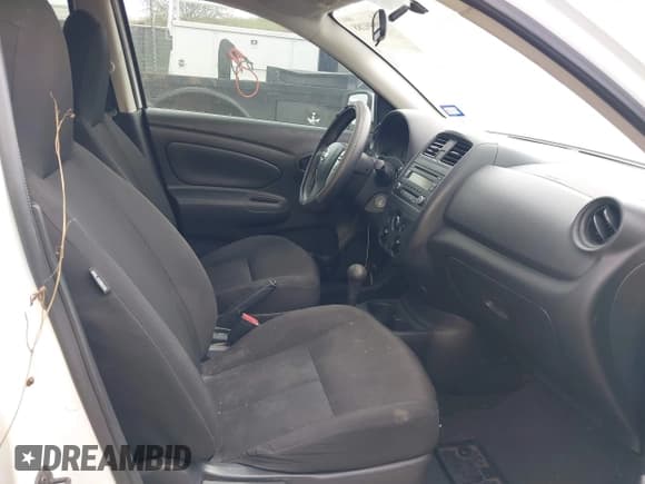 ✅ 2016 Nissan Versa SV • VIN: 3N1CN7AP7GL872551 • Lot: 43759288. Wystawiony na IAAI z przebiegiem 88 348 mil. Bezpłatny archiwum sprzedaży aukcyjnych z USA i szczegółowy raport historii pojazdu na DreamBid. Zdjęcie 5.