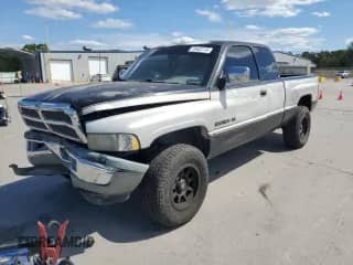 1997 Dodge 1500 с VIN 3B7HF13Y2VG773256, выставлен на аукционе Copart как лот 70452115 с пробегом 223 643 миль миль и Чистый • Clean title. История ставок и продаж доступна на DreamBid. Изображение 1.