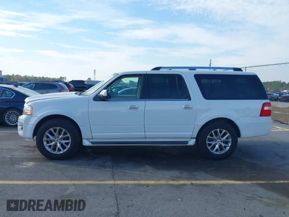 ✅ 2017 Ford Expedition Max Limited • VIN: 1FMJK1KT6HEA07878 • Lot: 43777746. Listed on IAAI with 140,852 mi. Free auction sales archive from the USA and detailed vehicle history report at DreamBid. Image 14.