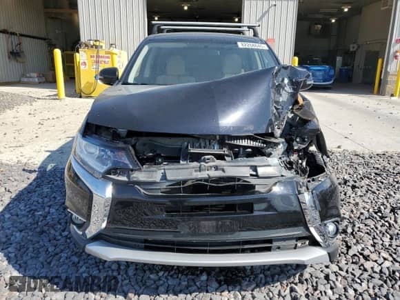 2016 Mitsubishi Outlander SE с VIN JA4AZ3A37GZ001263, выставлен на аукционе Copart как лот 82268645 с пробегом 56 308 миль миль и Списание • Salvage title. История ставок и продаж доступна на DreamBid. Изображение 5.