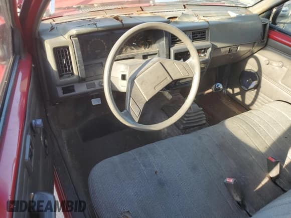 ✅ 1988 Nissan Hardbody • VIN: 1N6ND11S8JC346391 • Lot: 48349645. Wystawiony na Copart z przebiegiem 183 175 mil. Bezpłatny archiwum sprzedaży aukcyjnych z USA i szczegółowy raport historii pojazdu na DreamBid. Zdjęcie 8.