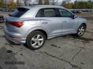 ✅ 2022 Audi Q3 Premium • VIN: WA1AUCF39N1001722 • Лот: 86718215. Опубликован ранее на Copart с пробегом 31 722 миль. Бесплатный доступ к архиву аукционных продаж из США и подробный отчёт об истории автомобиля на DreamBid. Изображение 3.
