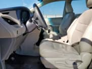 ✅ 2016 Toyota Sienna L • VIN: 5TDZK3DCXGS754392 • Lot: 90665045. Wystawiony na Copart z przebiegiem 122 261 mil. Bezpłatny archiwum sprzedaży aukcyjnych z USA i szczegółowy raport historii pojazdu na DreamBid. Zdjęcie 7.