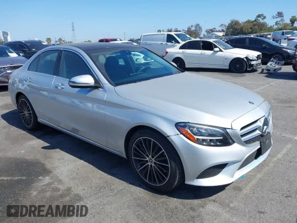 ✅ 2021 Mercedes-Benz C 300 • VIN: W1KWF8DB0MR634709 • Лот: 42304249. Опубликован ранее на IAAI с пробегом Не указан. Бесплатный доступ к архиву аукционных продаж из США и подробный отчёт об истории автомобиля на DreamBid. Изображение 1.