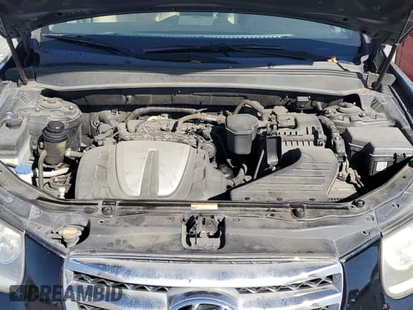 ✅ 2012 Hyundai Santa Fe Limited • VIN: 5XYZK4AG3CG157279 • Lot: 76894754. Listed on Copart with 127,061 mi. Free auction sales archive from the USA and detailed vehicle history report at DreamBid. Image 12.