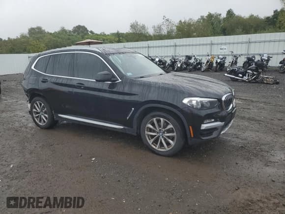 ✅ 2019 BMW X3 xDrive30i • VIN: 5UXTR9C51KLE21954 • Lot: 81128635. Wystawiony na Copart z przebiegiem Nie podano. Bezpłatny archiwum sprzedaży aukcyjnych z USA i szczegółowy raport historii pojazdu na DreamBid. Zdjęcie 4.