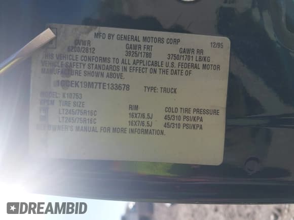 ✅ 1996 Chevrolet Silverado 1500 • VIN: 1GCEK19M7TE133678 • Lot: 43508053. Wystawiony na IAAI z przebiegiem 194 091 mil. Bezpłatny archiwum sprzedaży aukcyjnych z USA i szczegółowy raport historii pojazdu na DreamBid. Zdjęcie 9.