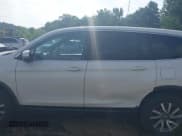 ✅ 2019 Honda Pilot EX-L • VIN: 5FNYF5H54KB001588 • Lot: 42472595. Listed on IAAI with 150,254 mi. Free auction sales archive from the USA and detailed vehicle history report at DreamBid. Image 15.