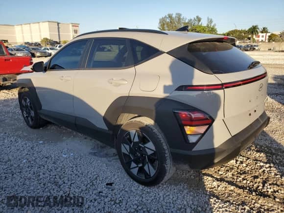 2024 Hyundai Kona SEL with VIN KM8HC3AB8RU119492, listed as a Copart auction lot 85800384 with 11,261 mi miles and Salvage title. Bid and sale history available at DreamBid. Image 2.