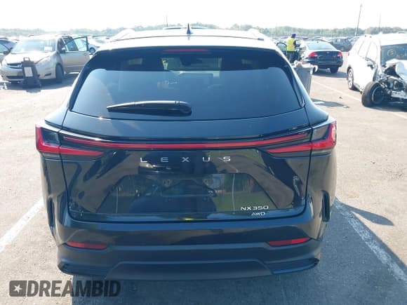 ✅ 2024 Lexus NX 350 Premium • VIN: 2T2GGCEZ5RC049311 • Lot: 42828112. Wystawiony na IAAI z przebiegiem 22 823 mil. Bezpłatny archiwum sprzedaży aukcyjnych z USA i szczegółowy raport historii pojazdu na DreamBid. Zdjęcie 16.