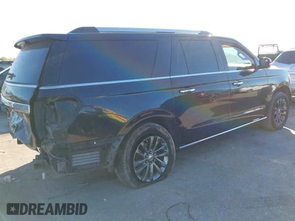 ✅ 2019 Ford Expedition Max Limited • VIN: 1FMJK2AT3KEA01941 • Lot: 43665830. Listed on IAAI with 213,270 mi. Free auction sales archive from the USA and detailed vehicle history report at DreamBid. Image 4.