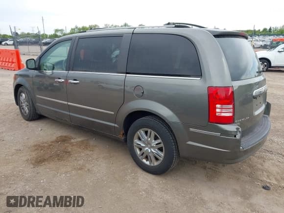 ✅ 2010 Chrysler Town & Country Limited • VIN: 2A4RR7DX2AR451719 • Lot: 42351759. Wystawiony na IAAI z przebiegiem 163 635 mil. Bezpłatny archiwum sprzedaży aukcyjnych z USA i szczegółowy raport historii pojazdu na DreamBid. Zdjęcie 3.