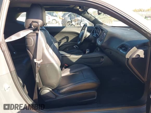 ✅ 2017 Dodge Challenger GT • VIN: 2C3CDZGG1HH543104 • Lot: 43501439. Wystawiony na IAAI z przebiegiem 76 510 mil. Bezpłatny archiwum sprzedaży aukcyjnych z USA i szczegółowy raport historii pojazdu na DreamBid. Zdjęcie 5.